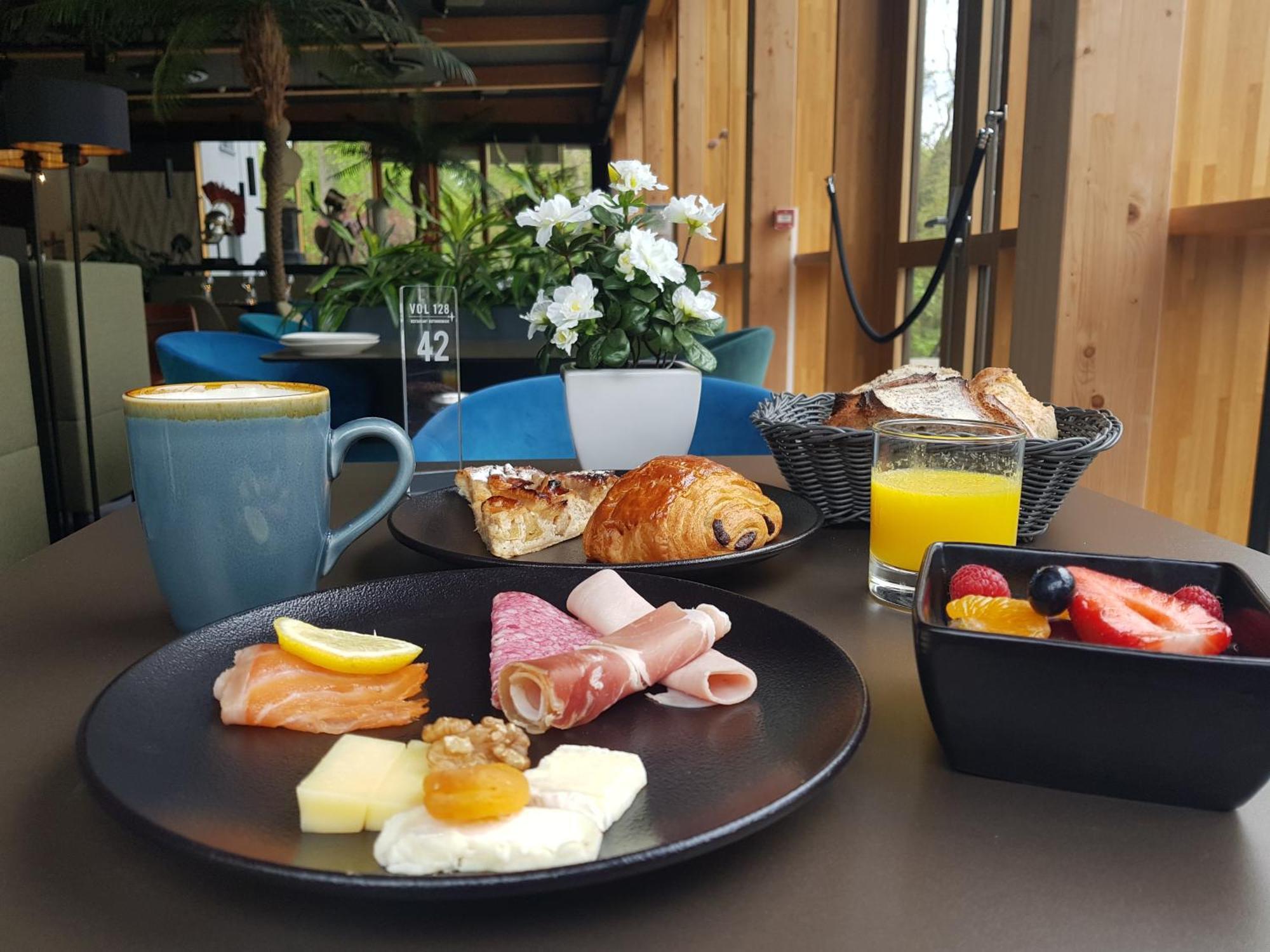 Domaine De La Residence - Hotel, Spa & Restaurant Moulins-les-Metz Экстерьер фото